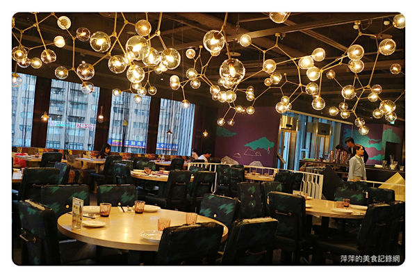 【台北美食】饗泰多 ~ 東區泰式料理❤️超厚實月亮蝦餅/打拋豬肉/清蒸檸檬魚 - 捷運忠孝復興站