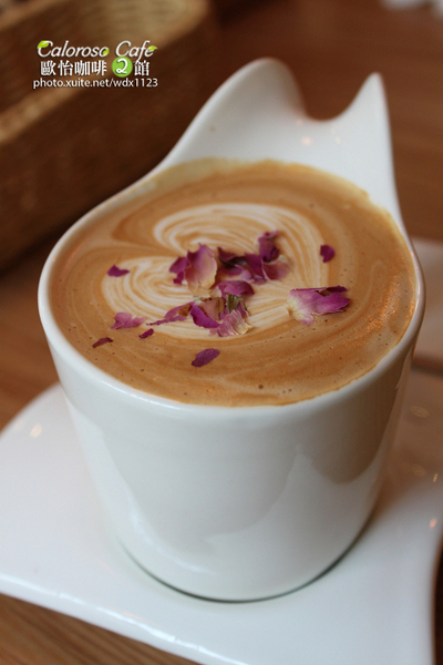 Caloroso Cafe - 歐怡咖啡二館：✪歐怡咖啡二館✪下午茶102/08/03＆午餐102/08/04~偶像劇「親愛的，我愛上別人了」場景拍拍走