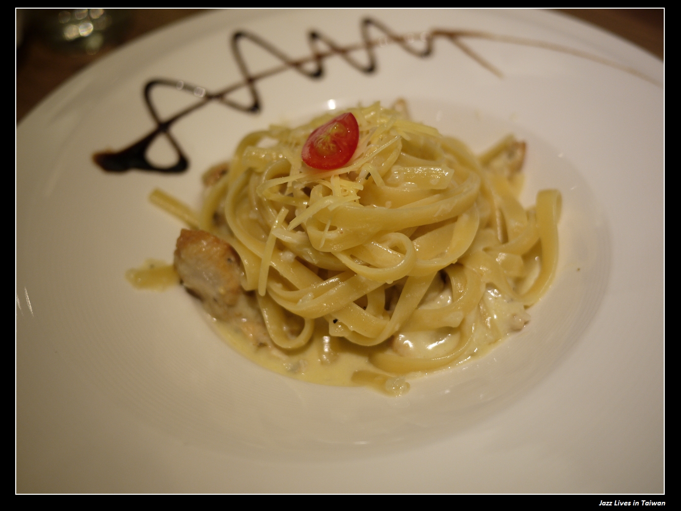 [Eat Eat Bistro] 創意結合藝術品般的料理饗宴~