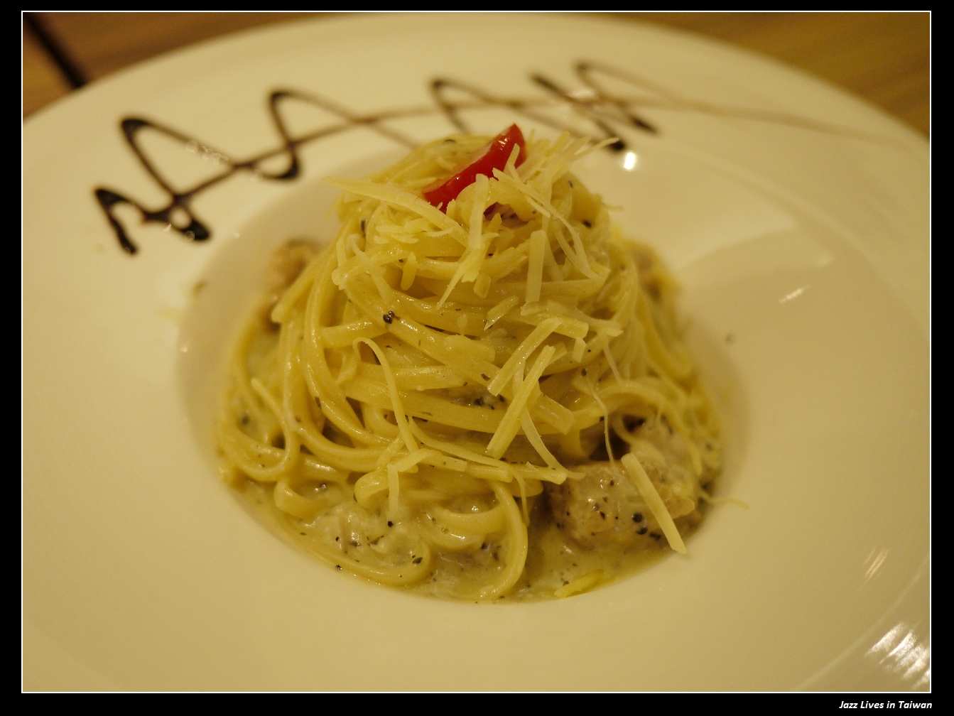 [Eat Eat Bistro] 創意結合藝術品般的料理饗宴~