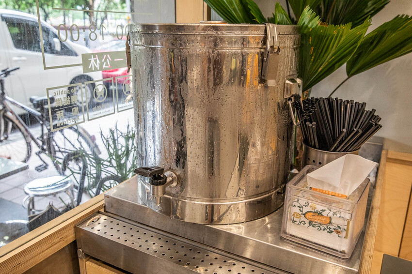 嘉義市東區黃記涼麵涼圓|在地人就愛這一味!評價超高四十年美乃滋涼麵老店