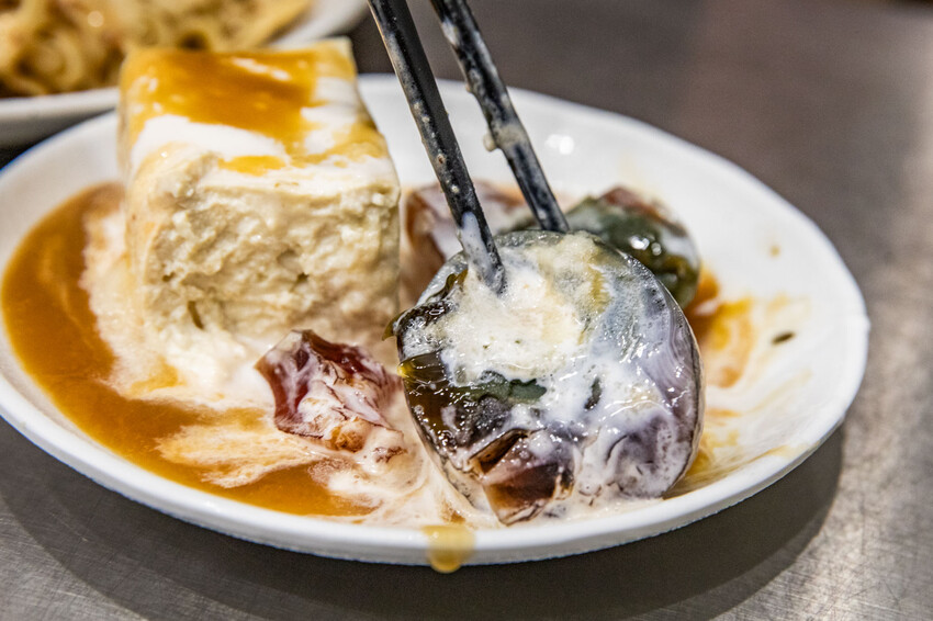 嘉義市東區黃記涼麵涼圓|在地人就愛這一味!評價超高四十年美乃滋涼麵老店