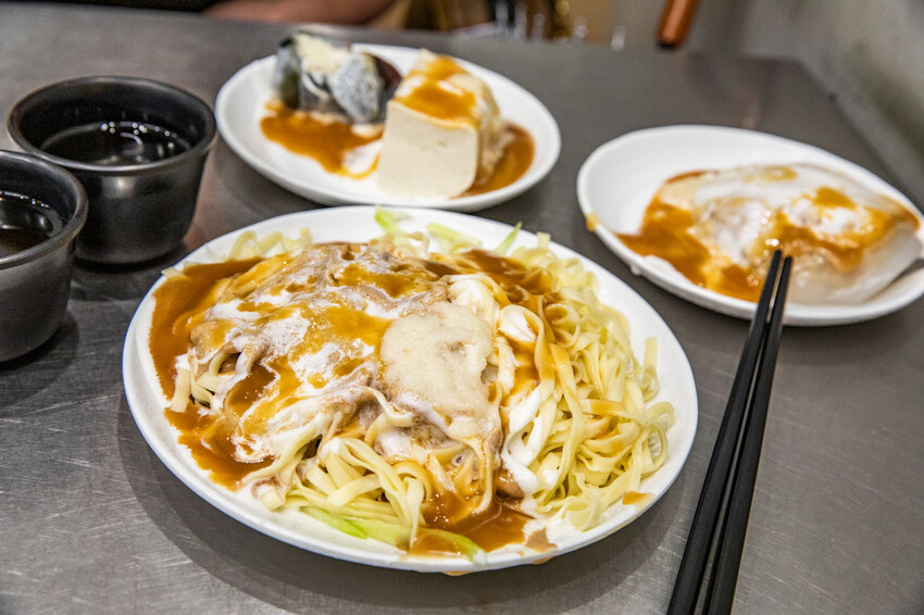 嘉義市東區黃記涼麵涼圓|在地人就愛這一味!評價超高四十年美乃滋涼麵老店