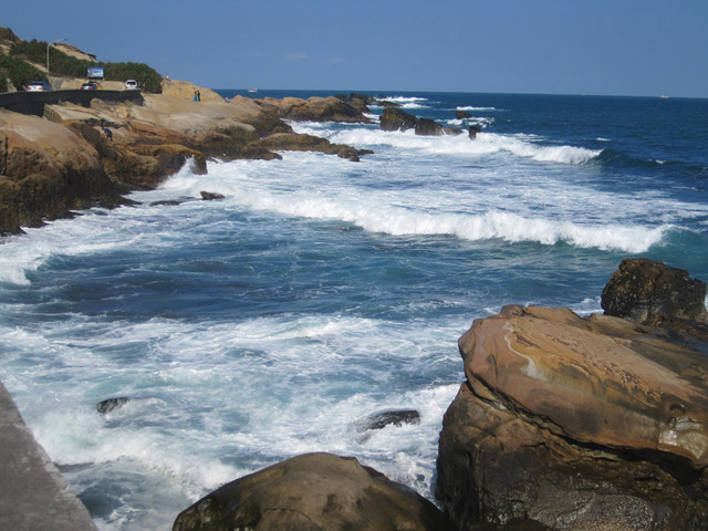 （萬里區）龜吼漁港吃蟹之遇見維納斯海岸線（下）～從龜吼步行到野柳