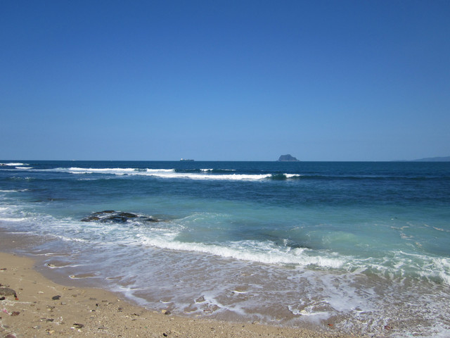（萬里區）龜吼漁港吃蟹之遇見維納斯海岸線（下）～從龜吼步行到野柳