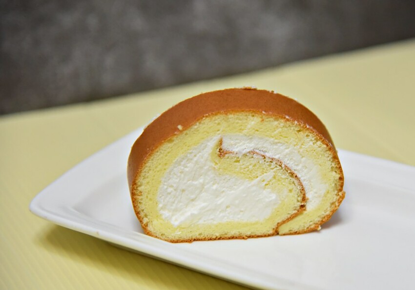 生日壽星好禮 ll 三月壽星限定 亞尼克 喬克魔粒生乳捲 ，買一送一，三月壽星千萬不要錯過喔 !