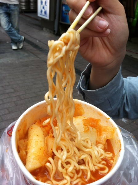 韓式辣炒年糕:韓國平民美食辣炒年糕 韓式辣炒年糕:韓國平民美食辣炒年糕