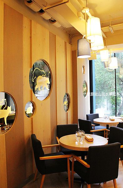 IMG_1908.jpg IMG_1908.jpg