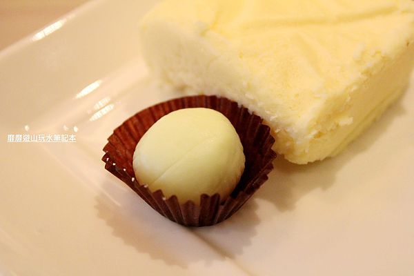 IMG_1998.jpg IMG_1998.jpg