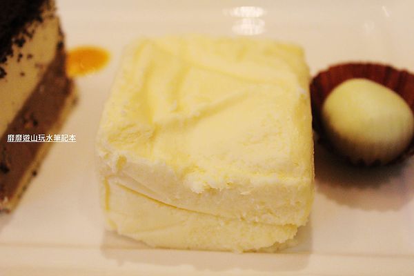 IMG_2001.jpg IMG_2001.jpg