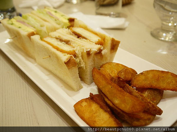 P1340350.JPG P1340350.JPG