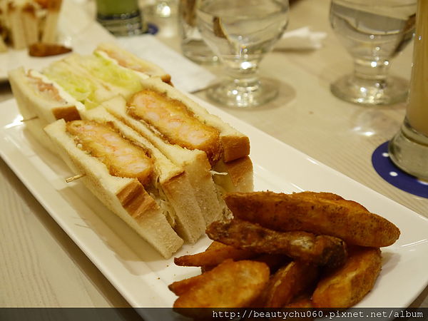 P1340362.JPG P1340362.JPG