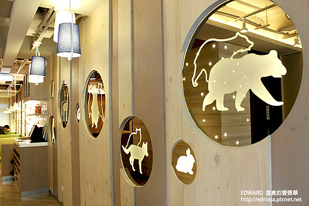 KONAYUKI 粉雪 北海道 Style Cafe：[邀約食記]台北中山 粉雪般的北海道夢幻甜點蛋糕 現在網路也買的到! 粉雪 Konayuki Hokkaido Style Cafe