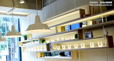 KONAYUKI 粉雪 北海道 Style Cafe：[邀約食記]台北中山 粉雪般的北海道夢幻甜點蛋糕 現在網路也買的到! 粉雪 Konayuki Hokkaido Style Cafe