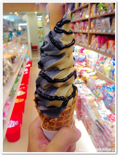 『桃園中壢人氣冰品』張豐盛霜淇淋(張豐盛花生之家)●雜貨商行隱藏版冰淇淋 以堅果類推出花生、芝麻、南瓜子等多種口味霜淇淋