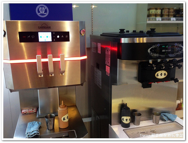 『桃園中壢人氣冰品』張豐盛霜淇淋(張豐盛花生之家)●雜貨商行隱藏版冰淇淋 以堅果類推出花生、芝麻、南瓜子等多種口味霜淇淋