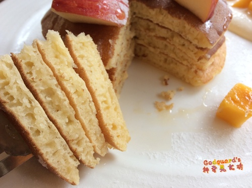 (私心推薦)[西區] 大推鬆餅超美味～可惜附餐好油膩～夏威夷風情滿滿的Hawaii51