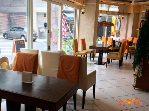 (私心推薦)[西區] 大推鬆餅超美味～可惜附餐好油膩～夏威夷風情滿滿的Hawaii51