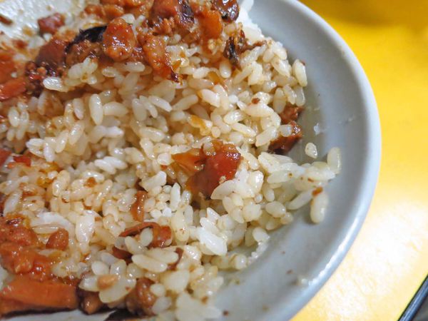 【板橋美食】媽祖廟邊魷魚羹-美味又便宜20元魯肉飯