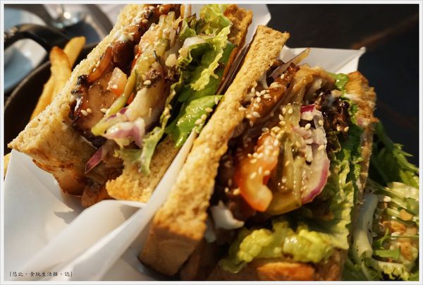Bistro88-39-爐烤蜜汁嫩雞三明治.JPG