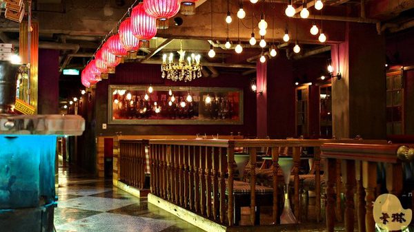 台中市第四信用合作社 :【食記】台中。《第四信用合作社》老銀行變冰店 台中市第四信用合作社 :【食記】台中。《第四信用合作社》老銀行變冰店