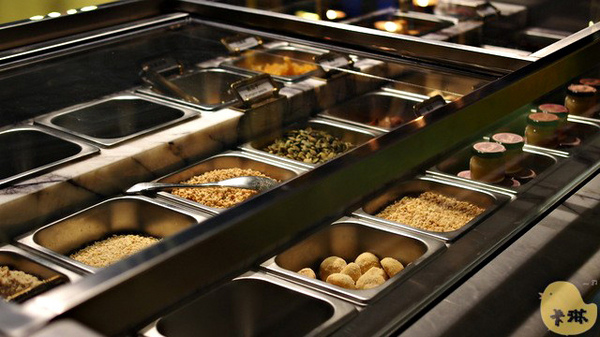 台中市第四信用合作社 :【食記】台中。《第四信用合作社》老銀行變冰店 台中市第四信用合作社 :【食記】台中。《第四信用合作社》老銀行變冰店