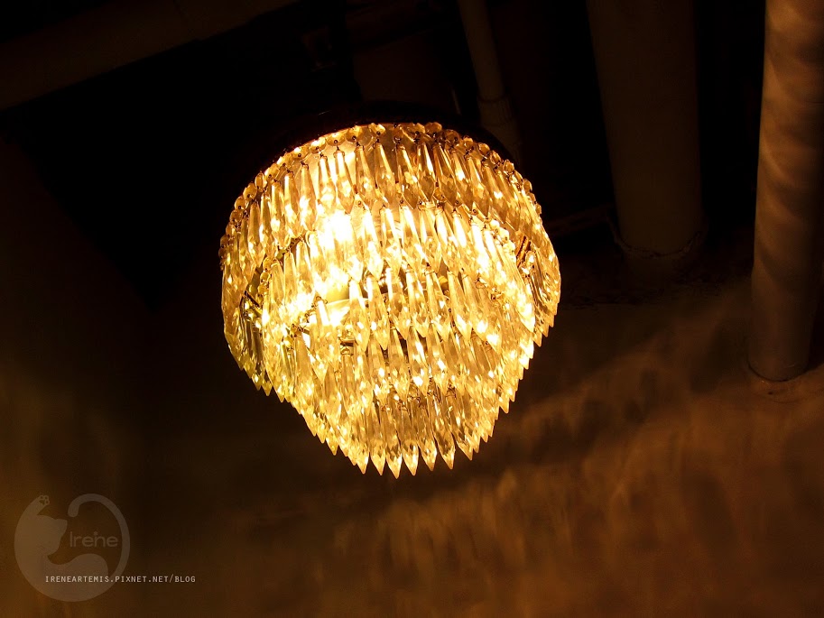 台中火車站 | 台中市第四信用合作社 (宮原眼科二店) ．老建築新價值 / 人氣冰店 / 拍照景點