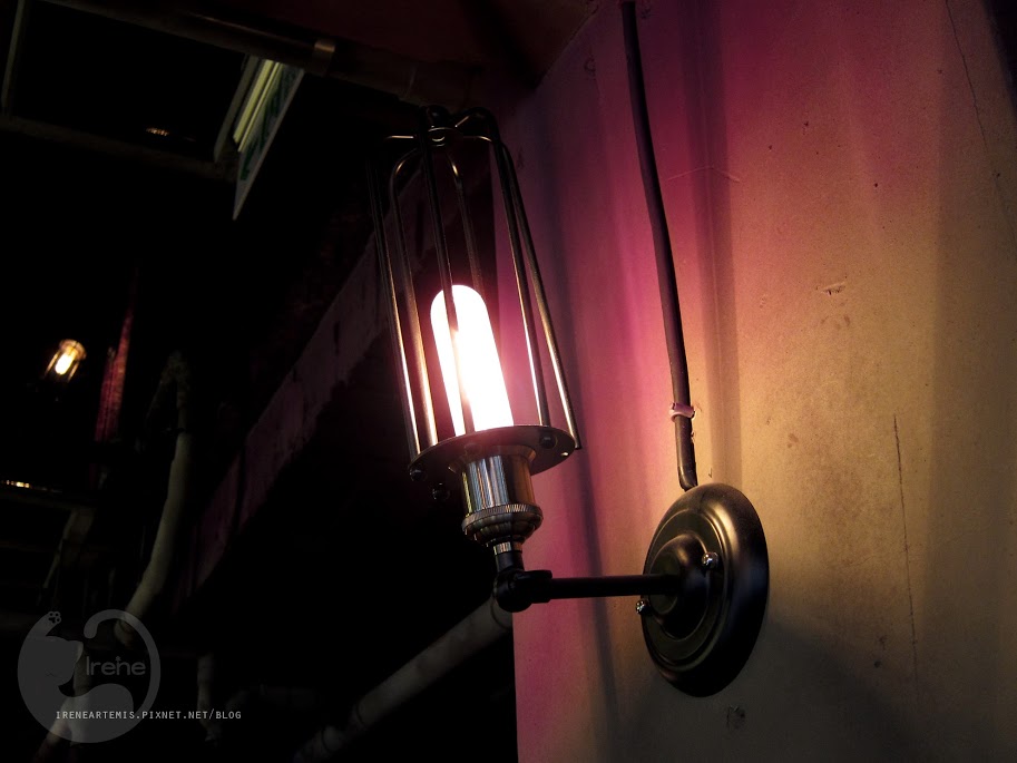 台中火車站 | 台中市第四信用合作社 (宮原眼科二店) ．老建築新價值 / 人氣冰店 / 拍照景點