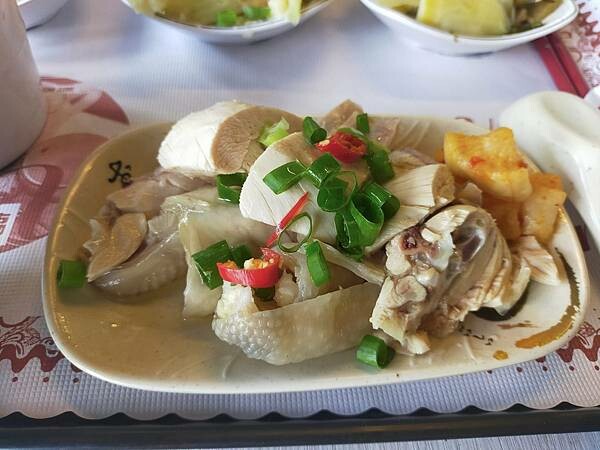 新竹峨眉歇心茶樓~與期間限定版浪漫油桐花相遇~獅山遊客中心~