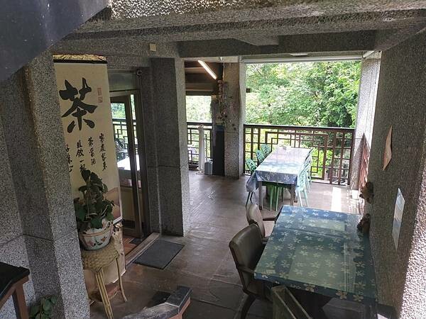 新竹峨眉歇心茶樓~與期間限定版浪漫油桐花相遇~獅山遊客中心~