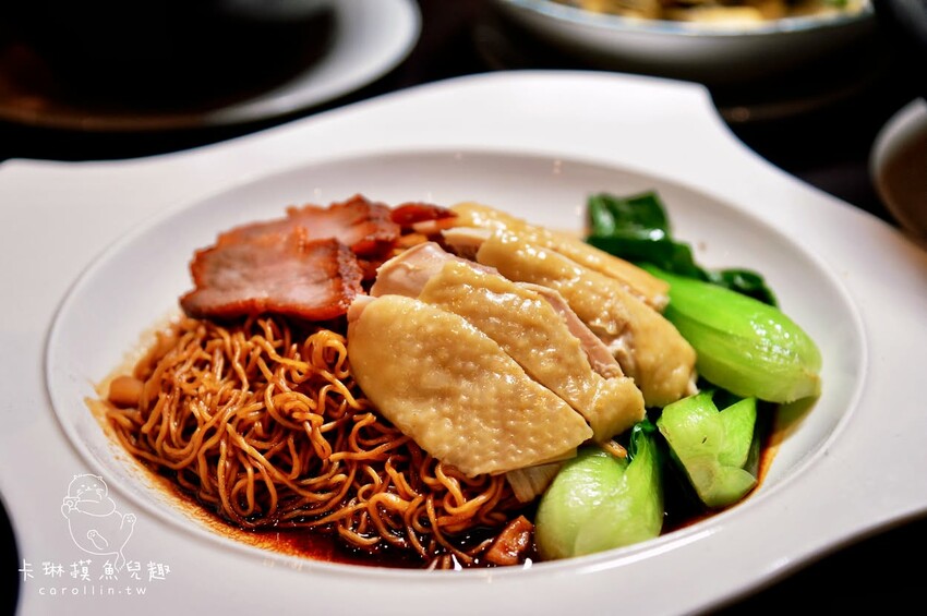 基隆市中山區麗星郵輪探索星號開箱！娛樂設施.露臺房.皇宮套房.自費餐廳 - 卡琳。摸魚兒趣