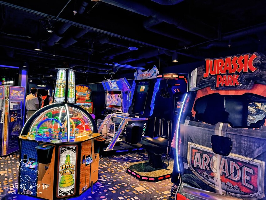 基隆市中山區麗星郵輪探索星號開箱！娛樂設施.露臺房.皇宮套房.自費餐廳 - 卡琳。摸魚兒趣