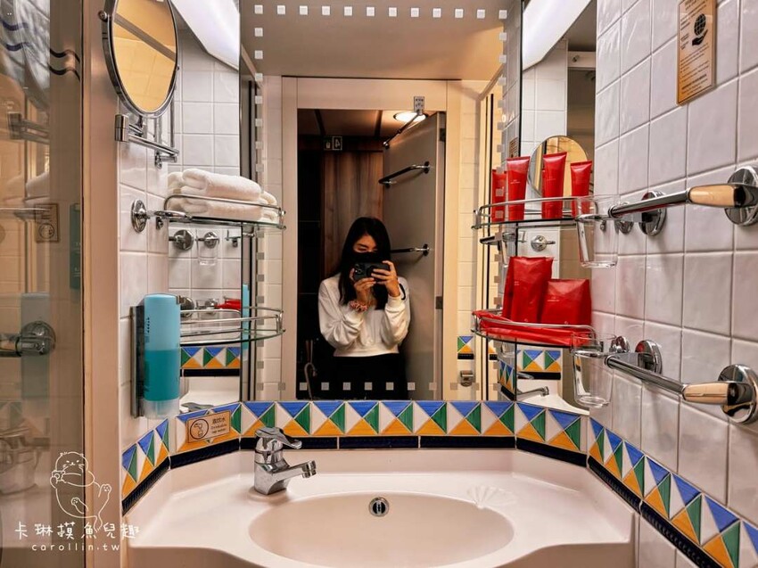 基隆市中山區麗星郵輪探索星號開箱！娛樂設施.露臺房.皇宮套房.自費餐廳 - 卡琳。摸魚兒趣