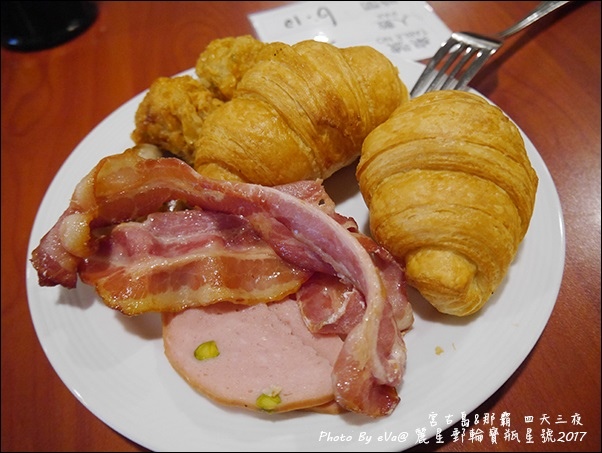 09 麗星郵輪寶瓶星號航海家國際美食自助餐廳-08.jpg