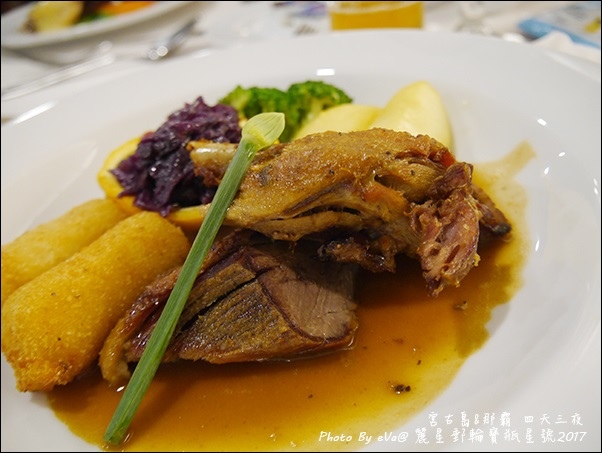 09 麗星郵輪寶瓶星號航海家船長晚宴-19.jpg