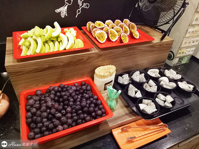 【新北新莊】德克斯先生牛排 | 必吃推薦 點排餐送雞塊薯條! 沙拉吧、麵包、水果、冰淇淋、濃湯吃到飽