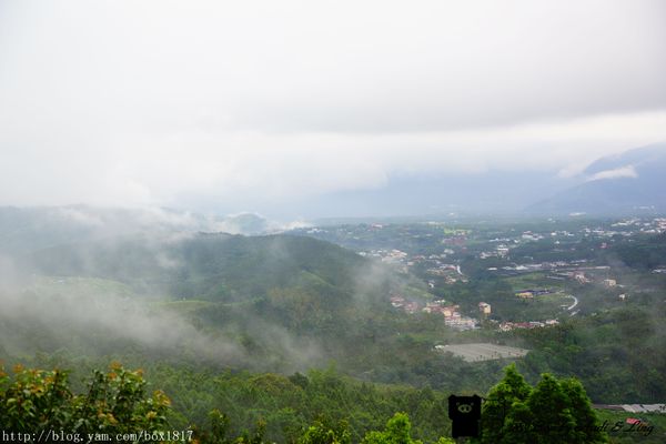【南投。魚池】霧鎖金龍山。金龍山琉璃光之夜