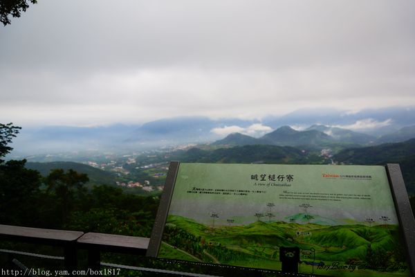【南投。魚池】霧鎖金龍山。金龍山琉璃光之夜