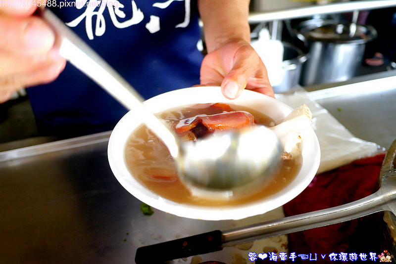 【屏東美食】東港葉家肉棵♥來東港必吃的在地小吃美食，味道特別順口~