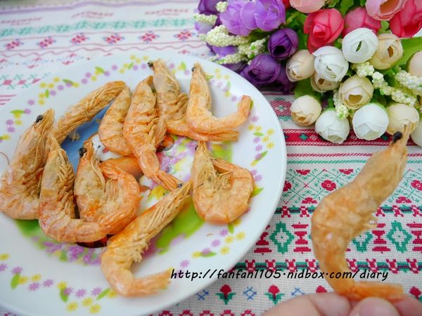 【伴手禮推薦】愛上新鮮i3fresh橙蜜香蜂蜜蕃茄乾 卡拉零嘴綜合禮盒 真材實料 原汁原味的美味 (8).JPG