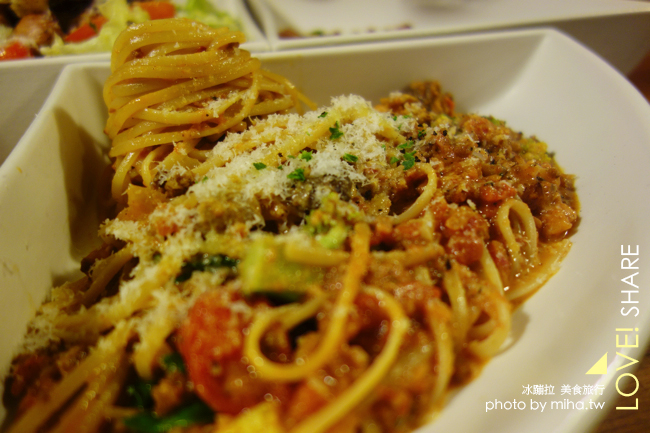 吃義燉飯 冰蹦拉