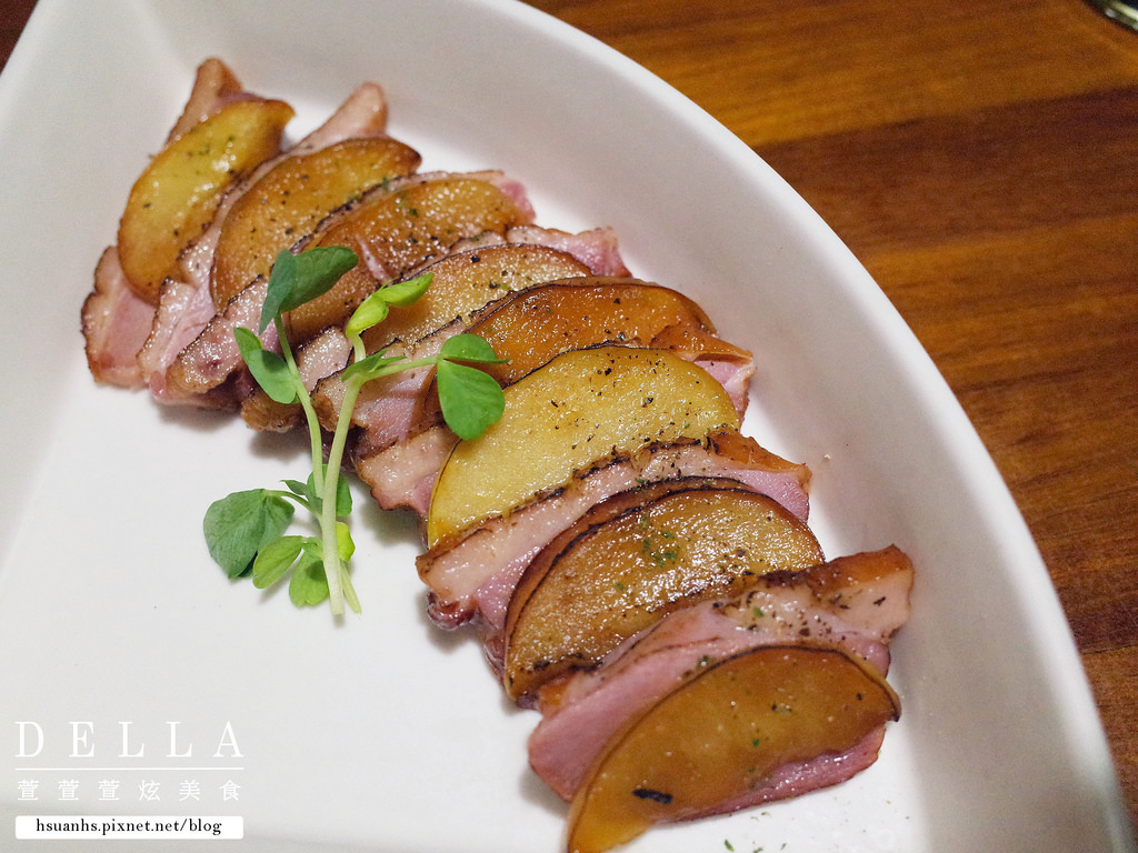 【台北】吃義燉飯。台北最專業的燉飯料理 美味第一名！飯後搭"深夜裡的法國手工甜點"(激推松露磚塊雞腿排奶油野菇燉飯)(捷運南京復興)