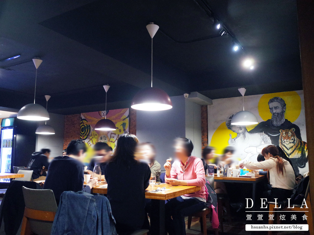 【台北】吃義燉飯。台北最專業的燉飯料理 美味第一名！飯後搭"深夜裡的法國手工甜點"(激推松露磚塊雞腿排奶油野菇燉飯)(捷運南京復興)