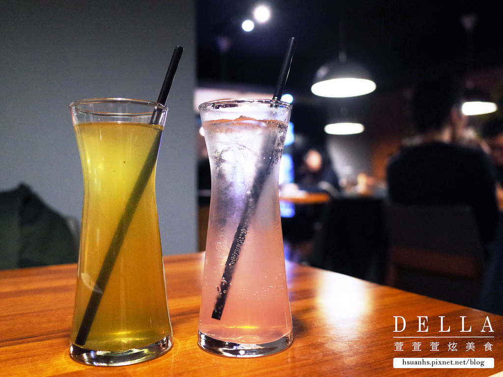 【台北】吃義燉飯。台北最專業的燉飯料理 美味第一名！飯後搭"深夜裡的法國手工甜點"(激推松露磚塊雞腿排奶油野菇燉飯)(捷運南京復興)