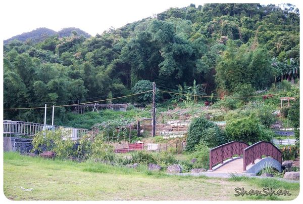 漫步內湖。捷運就可以到的世外桃源 -「 圓覺瀑布」