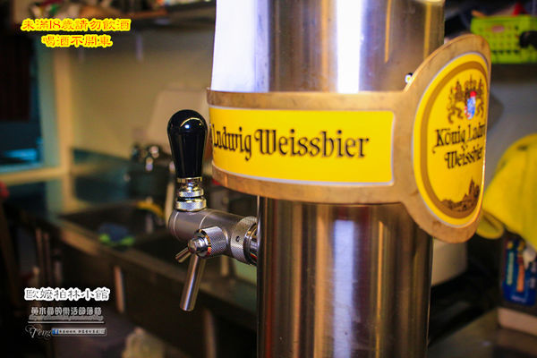 歐嬤柏林小館(德式料理)-北捷/忠孝敦化站(香噴噴的德國豬腳，皮脆的不得了讓人想到就吞口水)