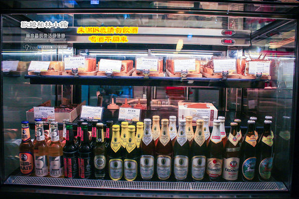 歐嬤柏林小館(德式料理)-北捷/忠孝敦化站(香噴噴的德國豬腳，皮脆的不得了讓人想到就吞口水)