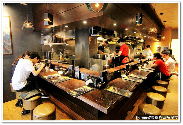 『台北市中山區拉麵店』麵屋武藏(神山)實驗廚房★新MENU登場~太刀拉麵每日限量霸氣限定/巨型炙燒叉燒拉麵濃厚登場/捷運中山站3號出口