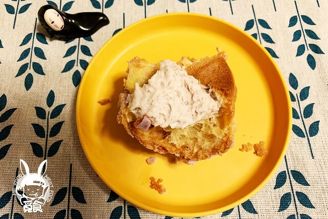 【甜點】全家 芋泥脆皮泡芙 芋頭季系列第三彈 這個外型好像似曾相識？！