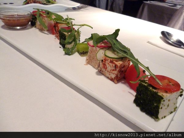 舒果新米蘭蔬食(台北南京東店)：品嚐新品菜色--舒果新米蘭蔬食餐廳(南京東路店)体驗心得